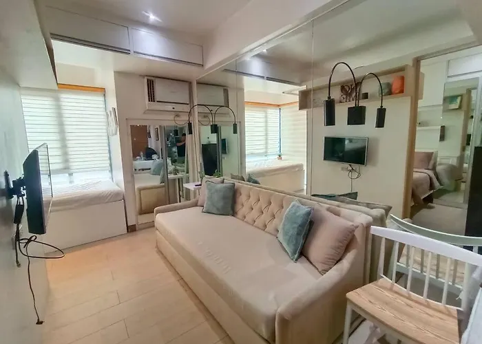 Modern Minimalist Unit Across Naia3 *