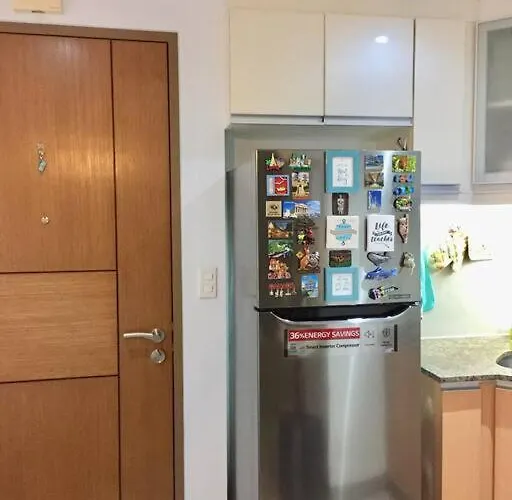 Modern Minimalist Unit Across Naia3 Appartement
