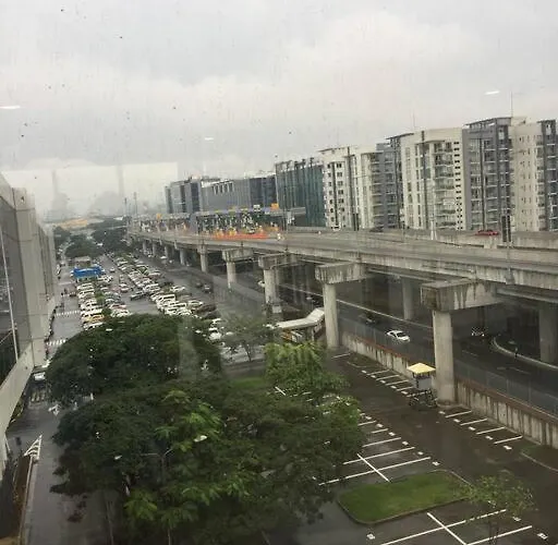 Modern Minimalist Unit Across Naia3 * Manilla
