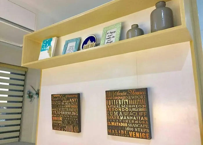 Modern Minimalist Unit Across Naia3 *