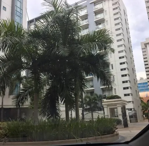 Modern Minimalist Unit Across Naia3 Appartement