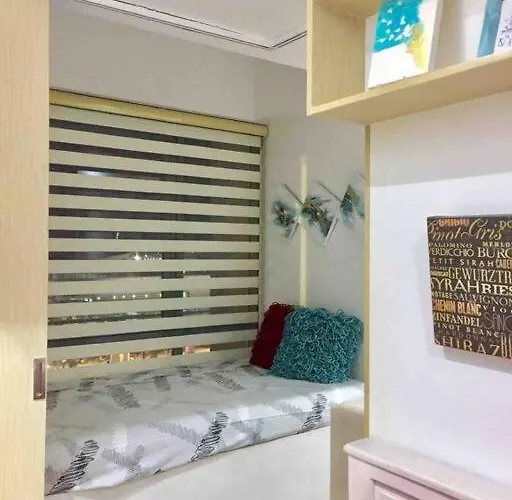 Modern Minimalist Unit Across Naia3 Appartement *